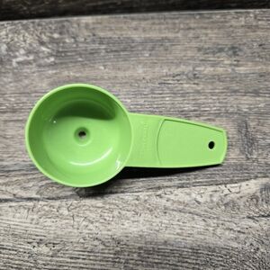 Vintage‎ Tupperware Mini Funnel Green 877-2